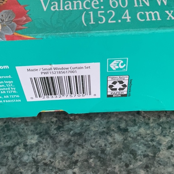 🌼Pioneer Woman ‘Maizie’ kitchen curtain set New! - Picture 8 of 10